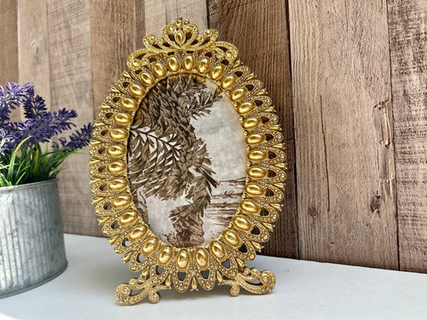 Ornate Oval Photo Frame Gold Picture Holder Regal Display Wall or Stand 6x4in