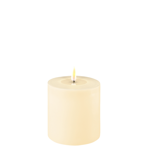 LED Wax Pillar Church Candle Cream Realistic 3D Flickering Flame Smokeless 10 x 10cm 