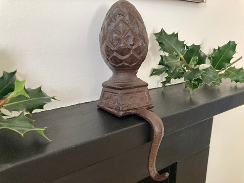 Cast Iron Xmas Christmas Stocking Hanger Fireplace Hook Fir Cone Holder Brown