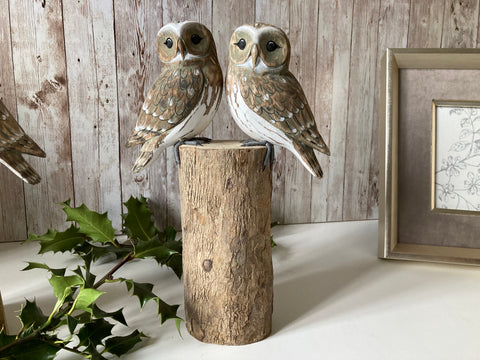 Owl Figurine Ornament Painted Bird Wood Log Tree Stump Hand Carved Wooden Statue